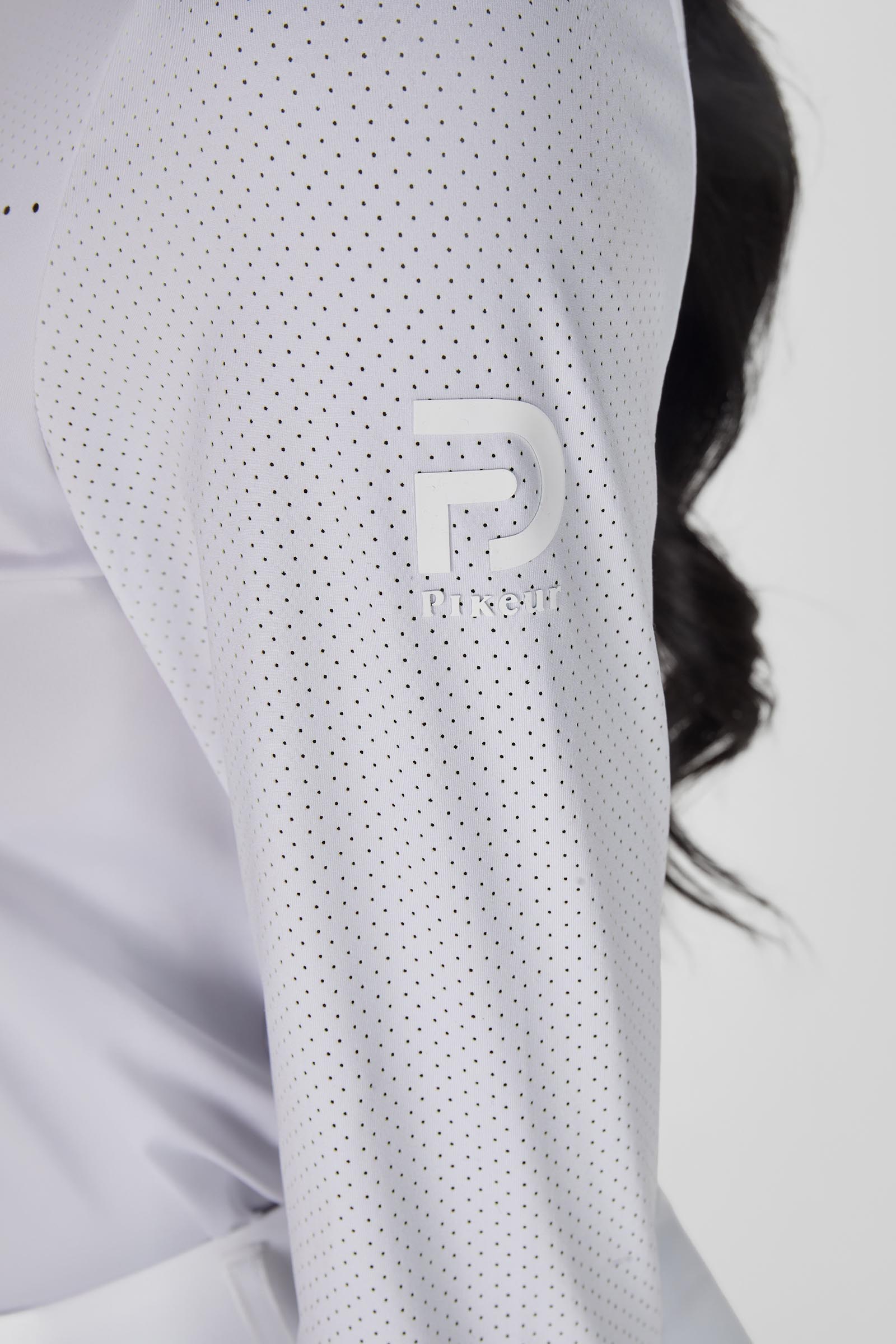 Pikeur maglia donna a maniche lunghe con taglio laser