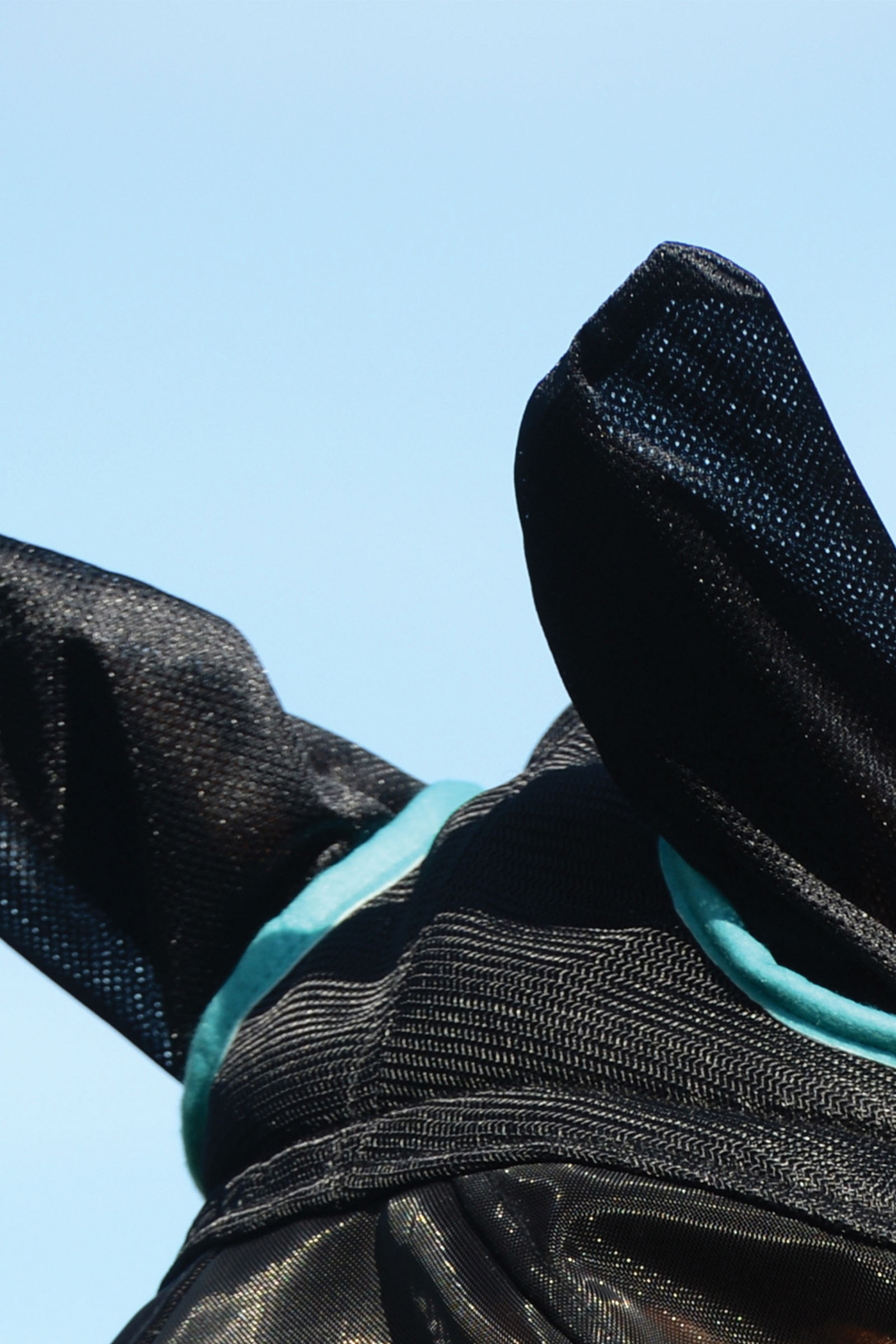 Weatherbeeta Comfitec Deluxe maschera in mesh fine con orecchie e frange