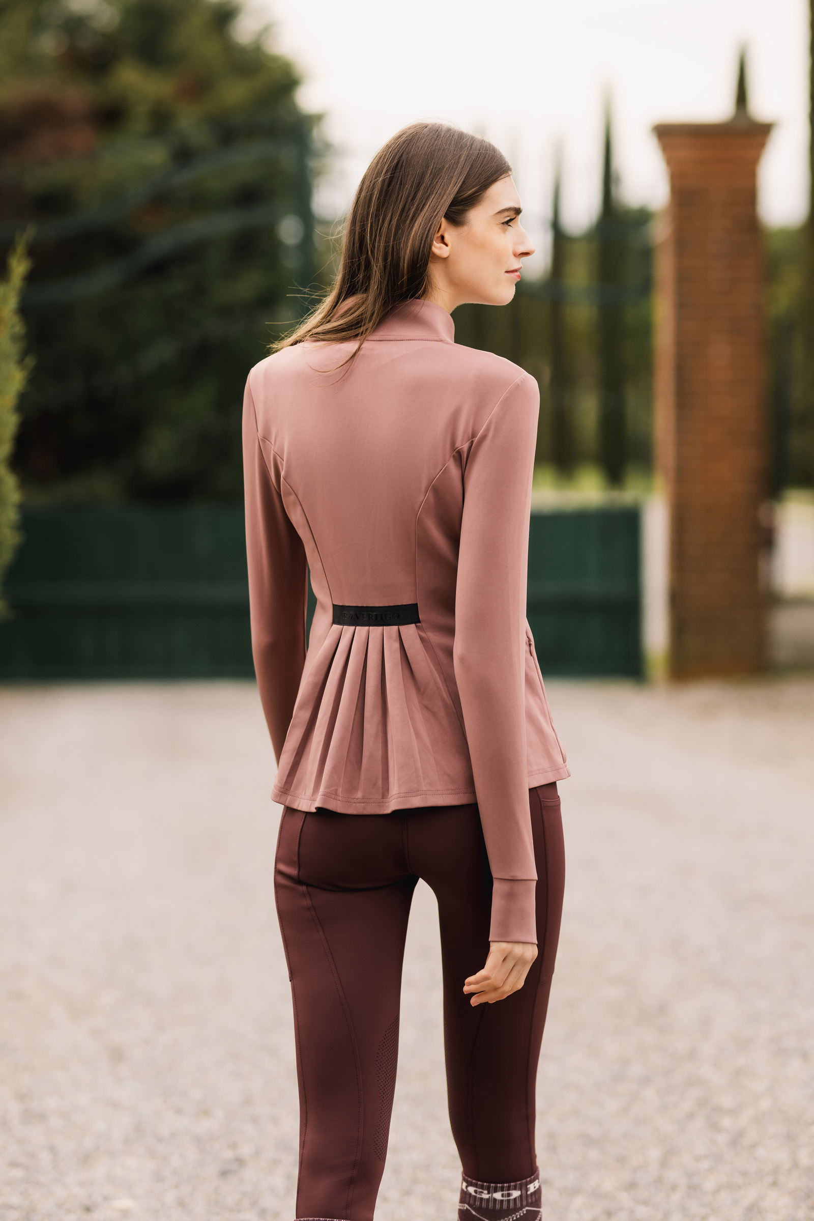 B Vertigo Sarah Giacca da allenamento con pinces, per donna