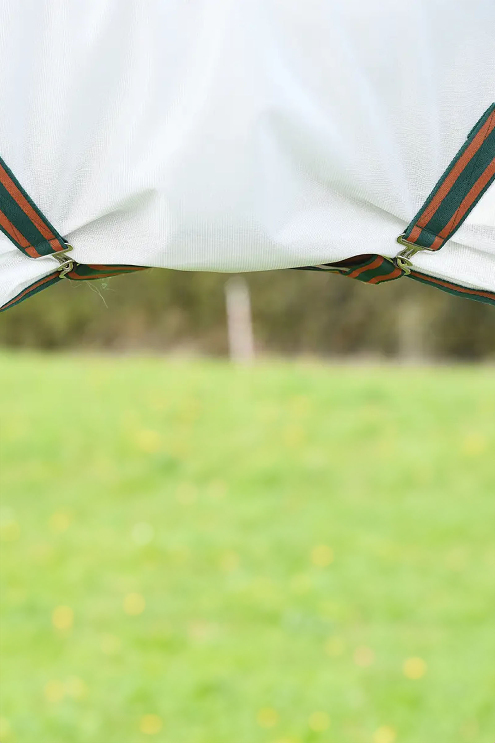 Weatherbeeta Comfitec Tyro coperta in mesh con collo integrato