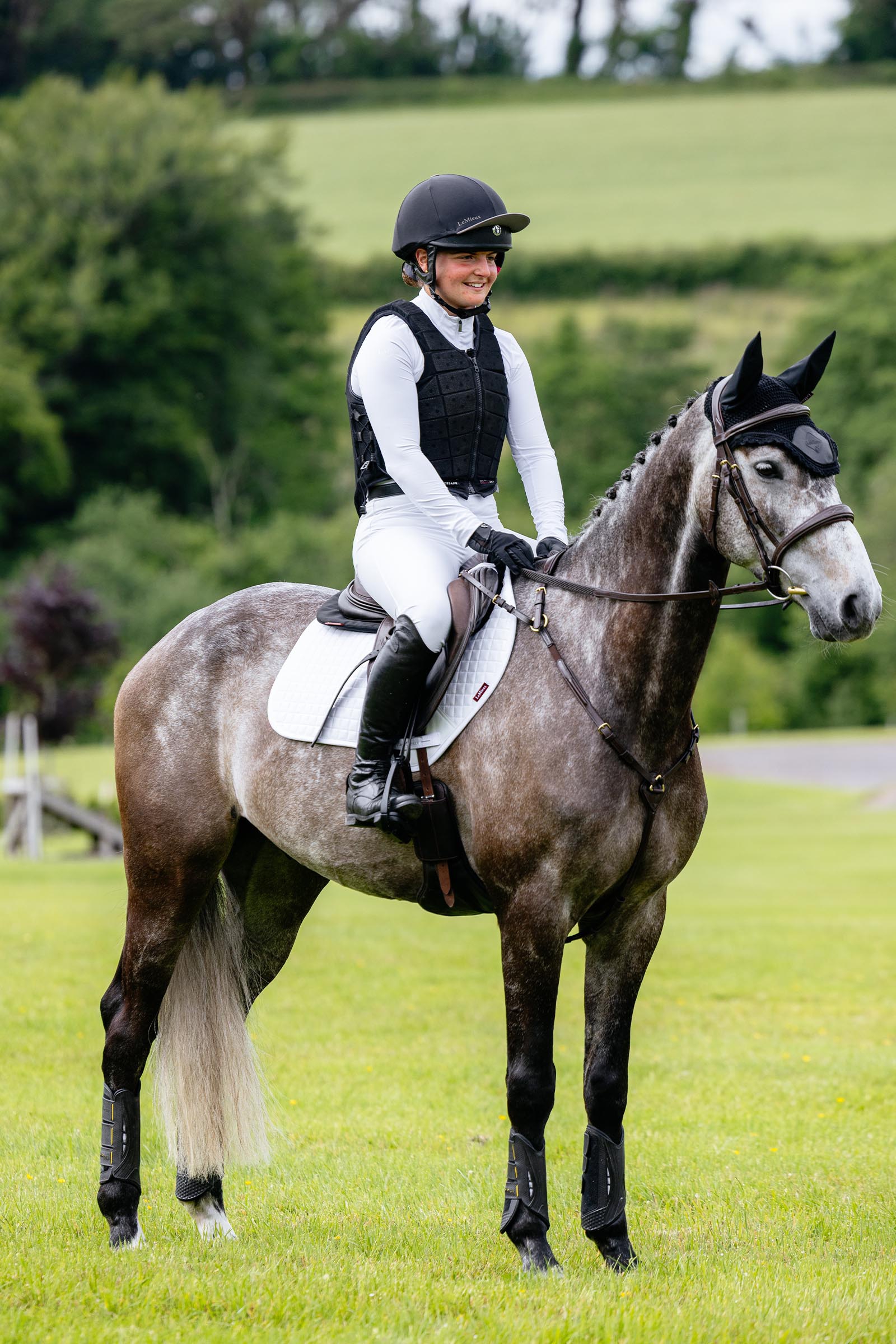 LeMieux Close Contact sottosella in suede