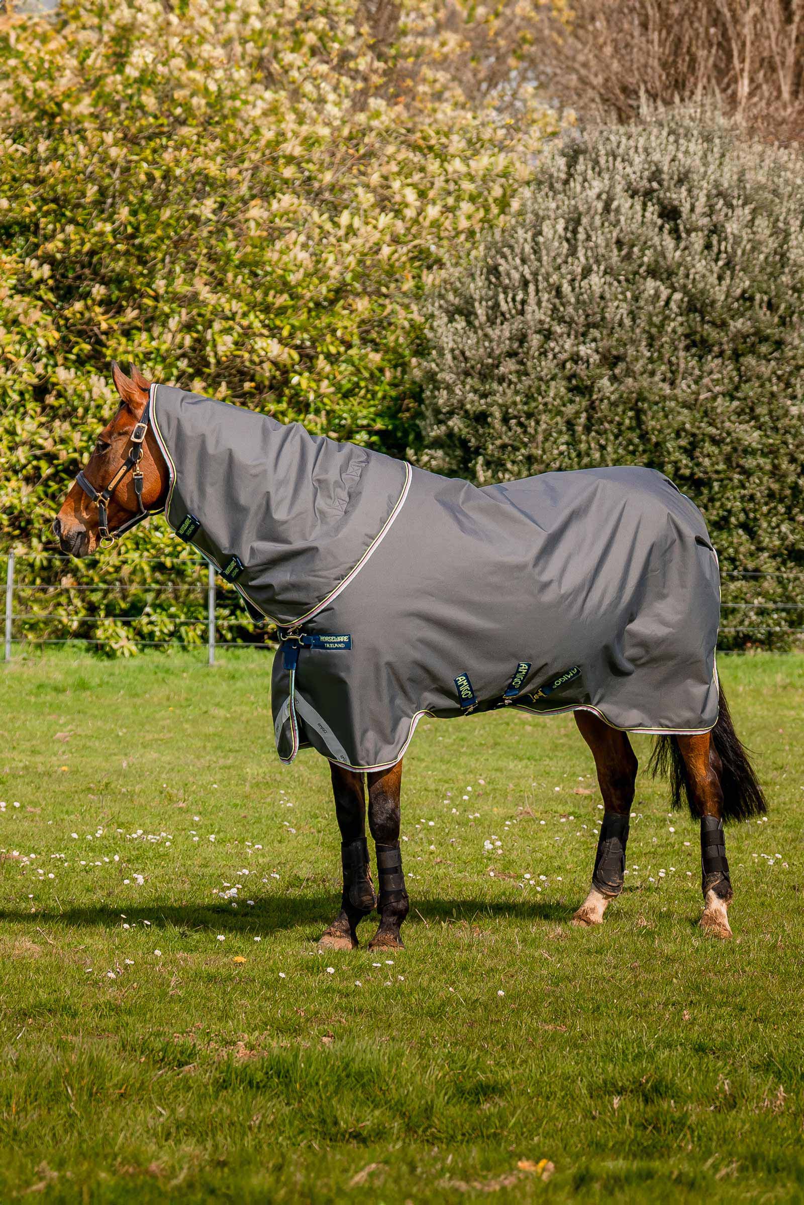 Shadow/Navy & Lime Horseware Amigo Bravo 12 Plus coperta da turnout, 250 g