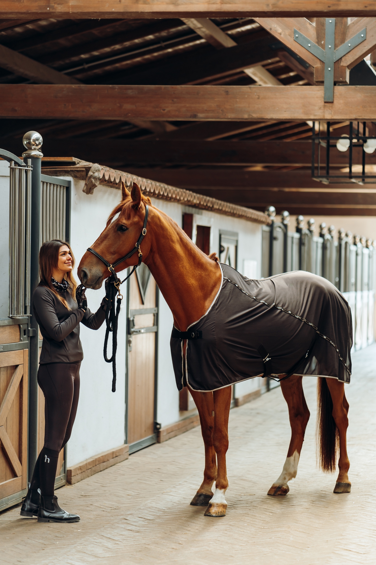 Horze Kaitlin Felpa funzionale con colletto floreale da donna