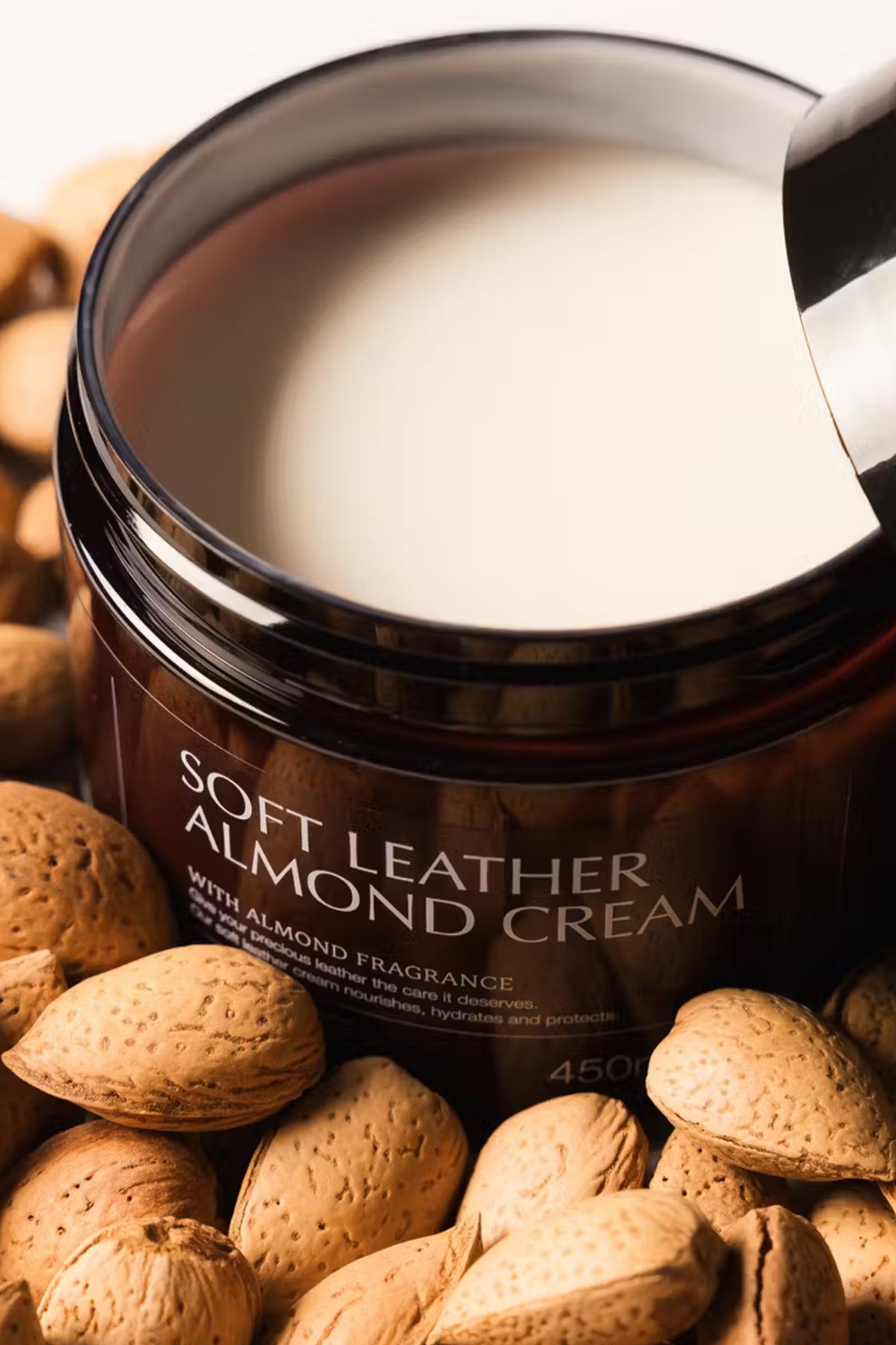 Grooming Deluxe Crema mandorla per pelle morbida, 450 ml