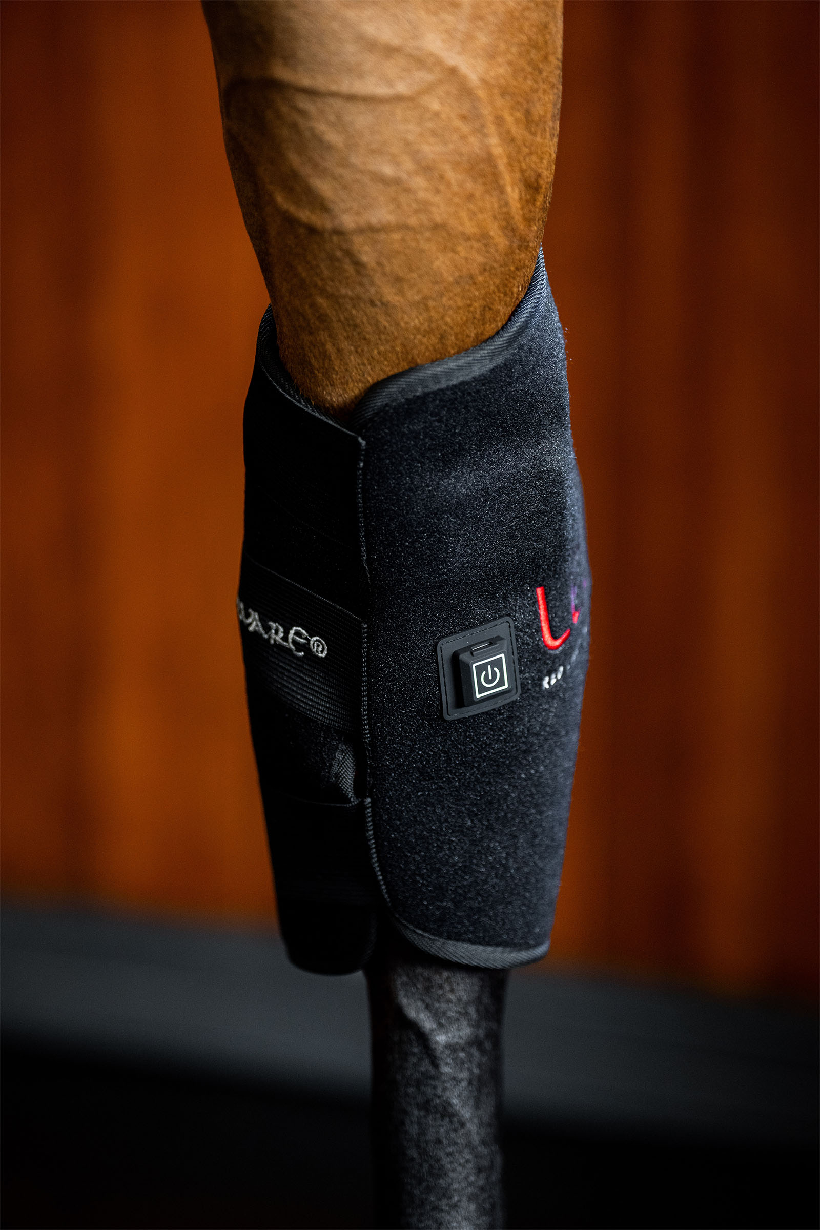 Horseware paragarretti terapeutico a LED con luce rossa (1 pz.)