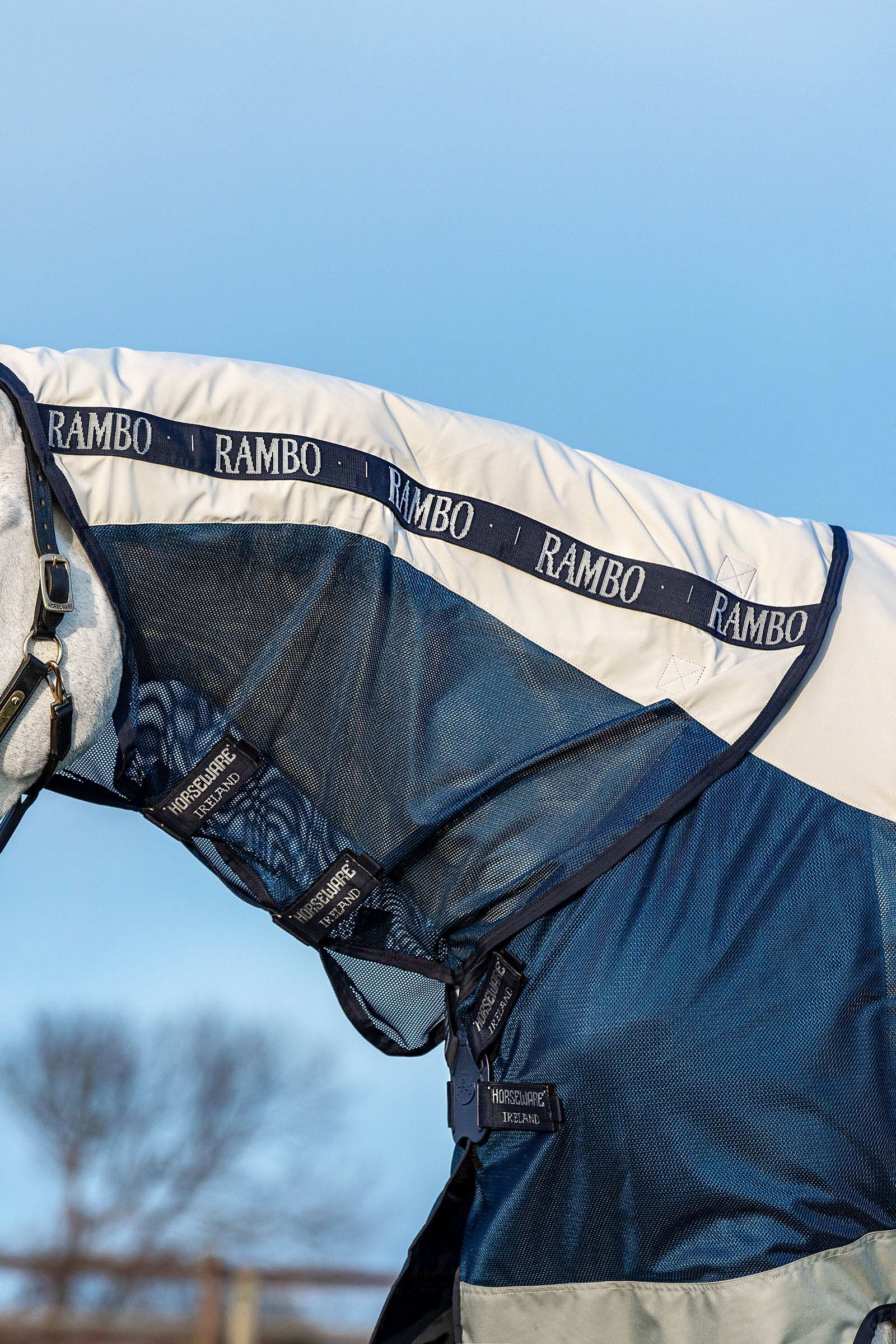 Horseware Rambo Summer Series coperta da turnout con fodera e parte staccabile del collo, 100g