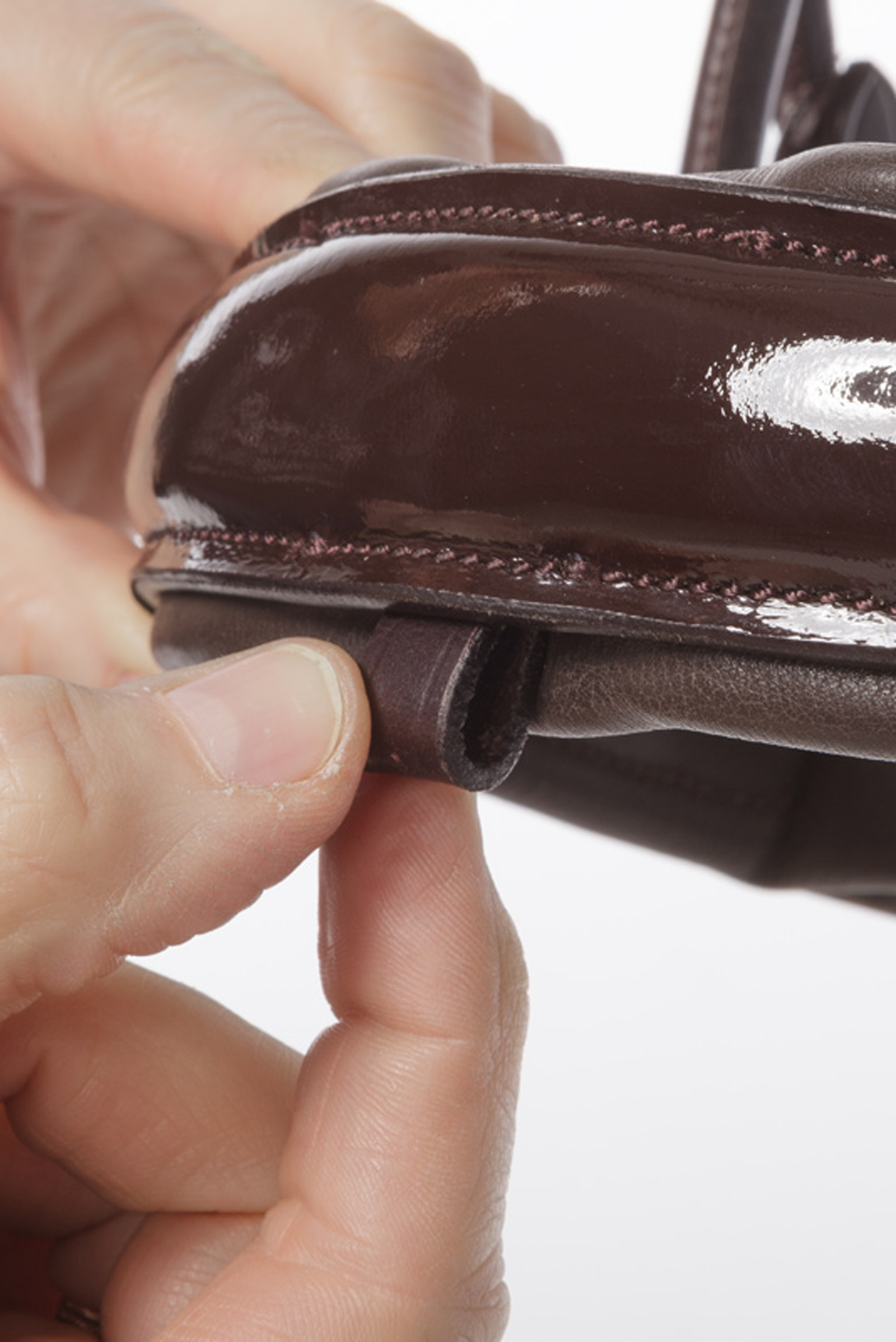 Kavalkade Florina briglia in vernice con capezzina combinata svedese cucitura tonda