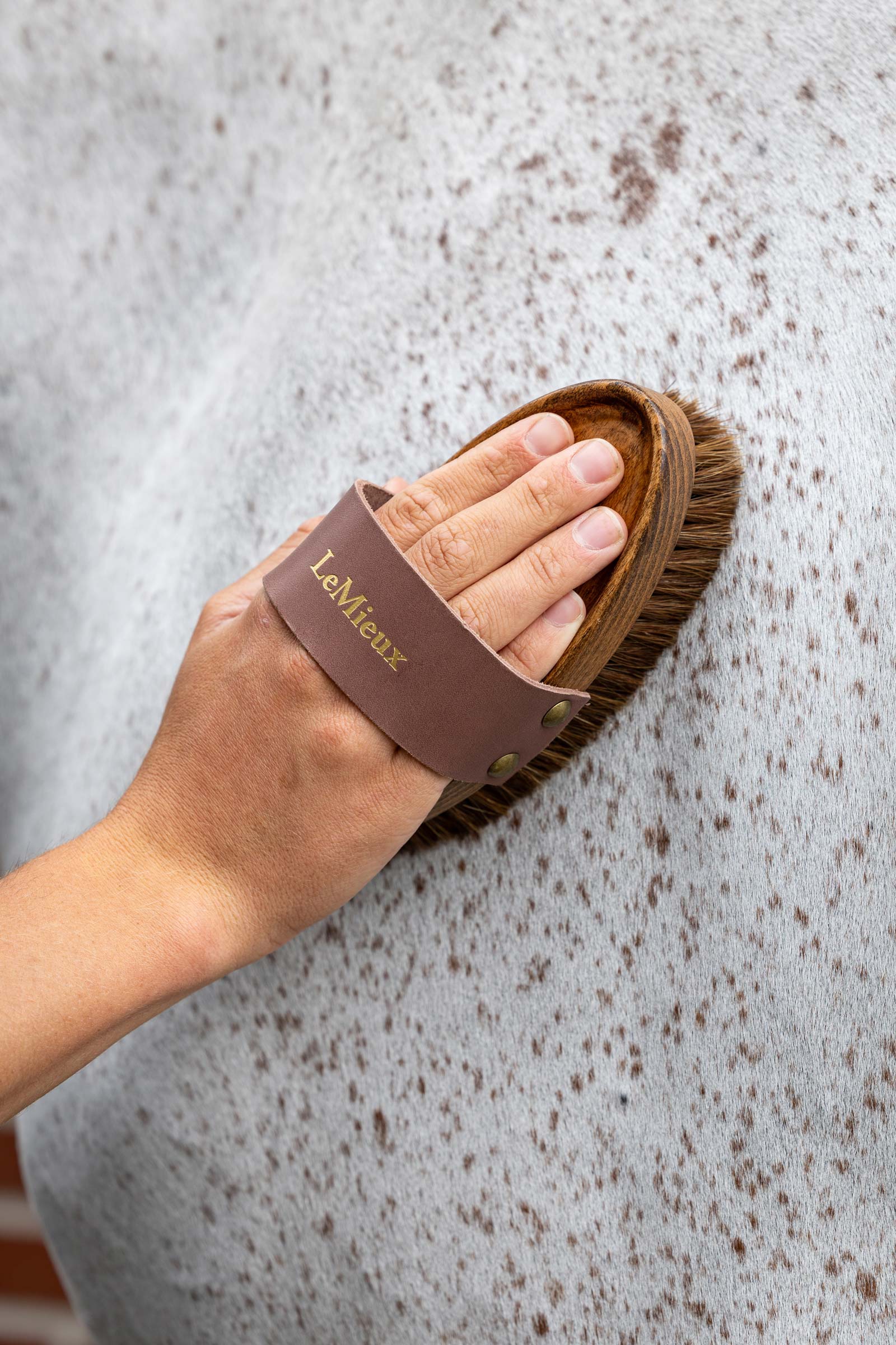 Pennello maculato morbido artigianale LeMieux