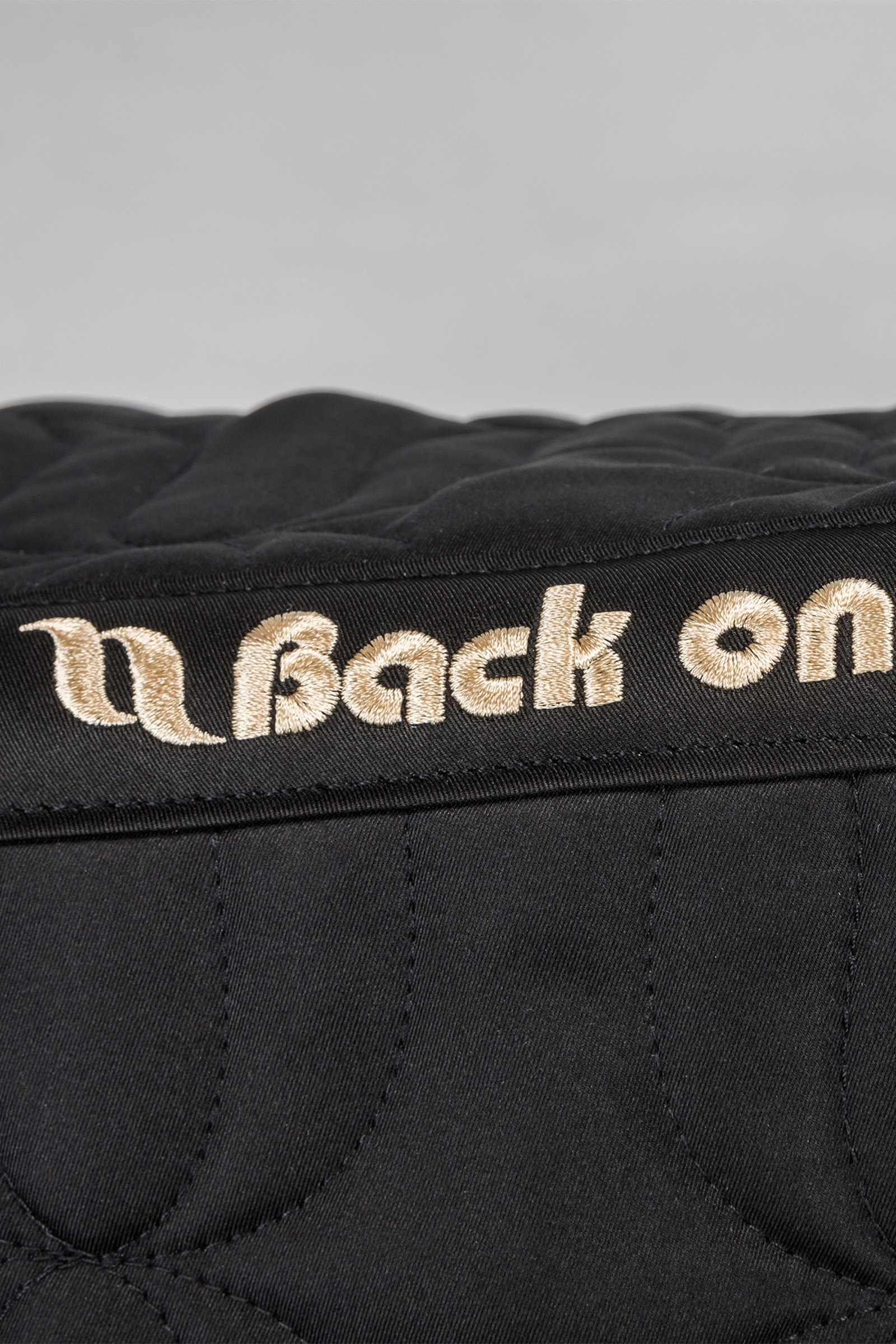 Back on Track Sottosella da dressage Deep Nights