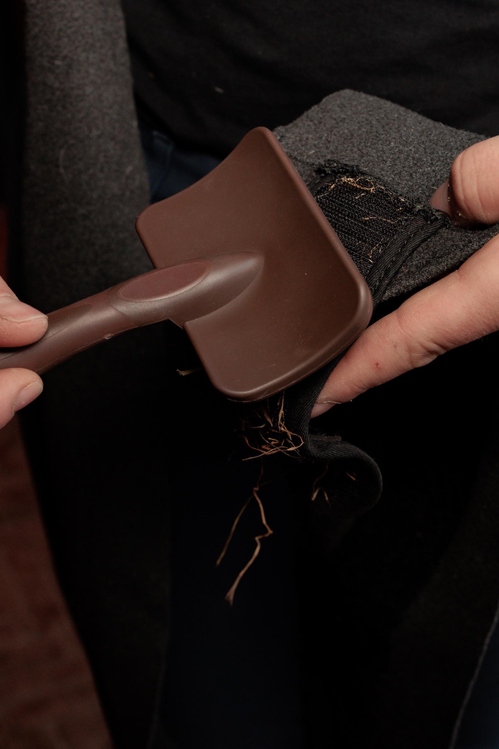 Grooming Deluxe spazzola per pulizia chiusure a strappo  