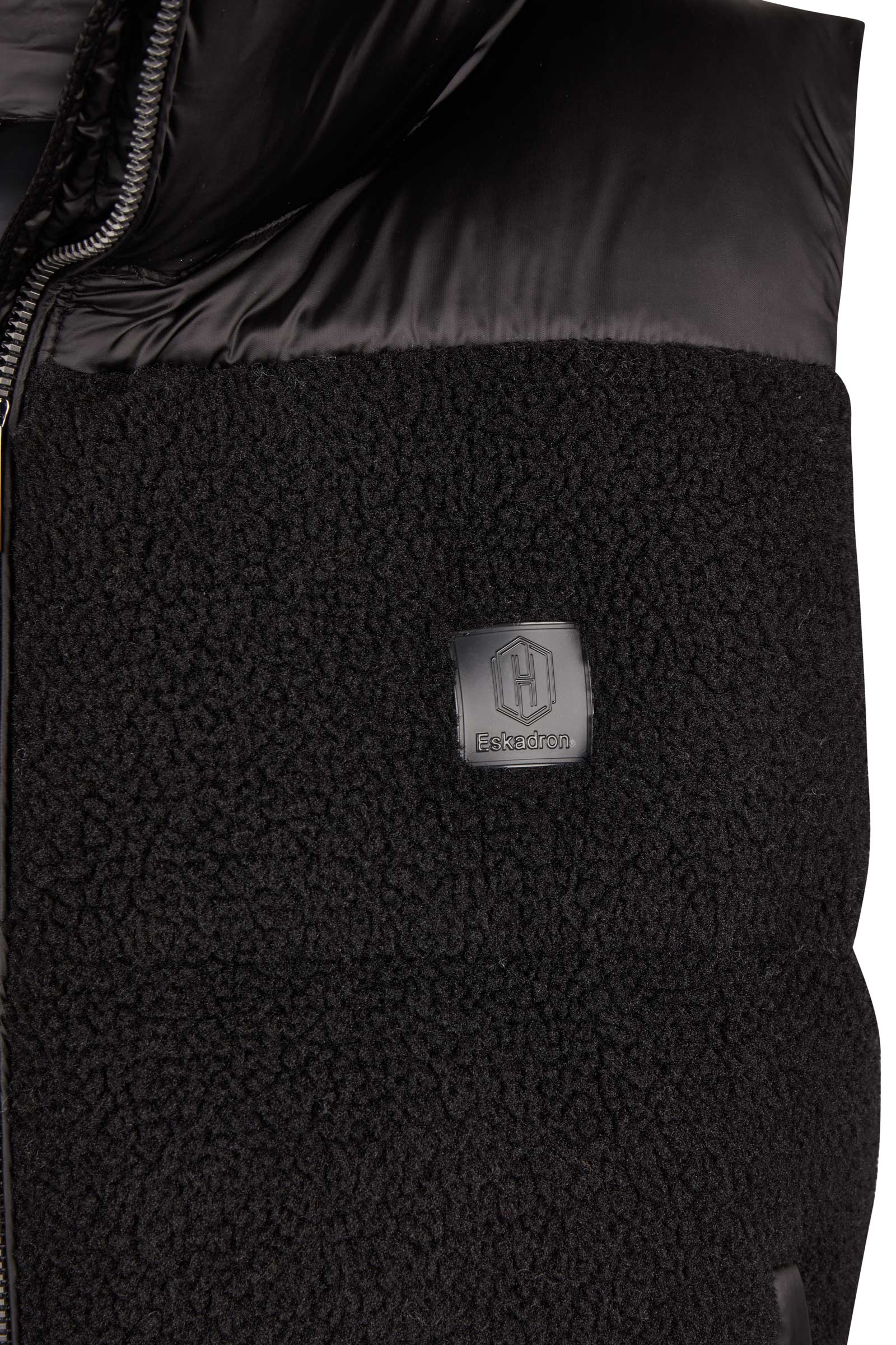 Eskadron Fanatics AW24 Gilet trapuntato in Teddyfleece