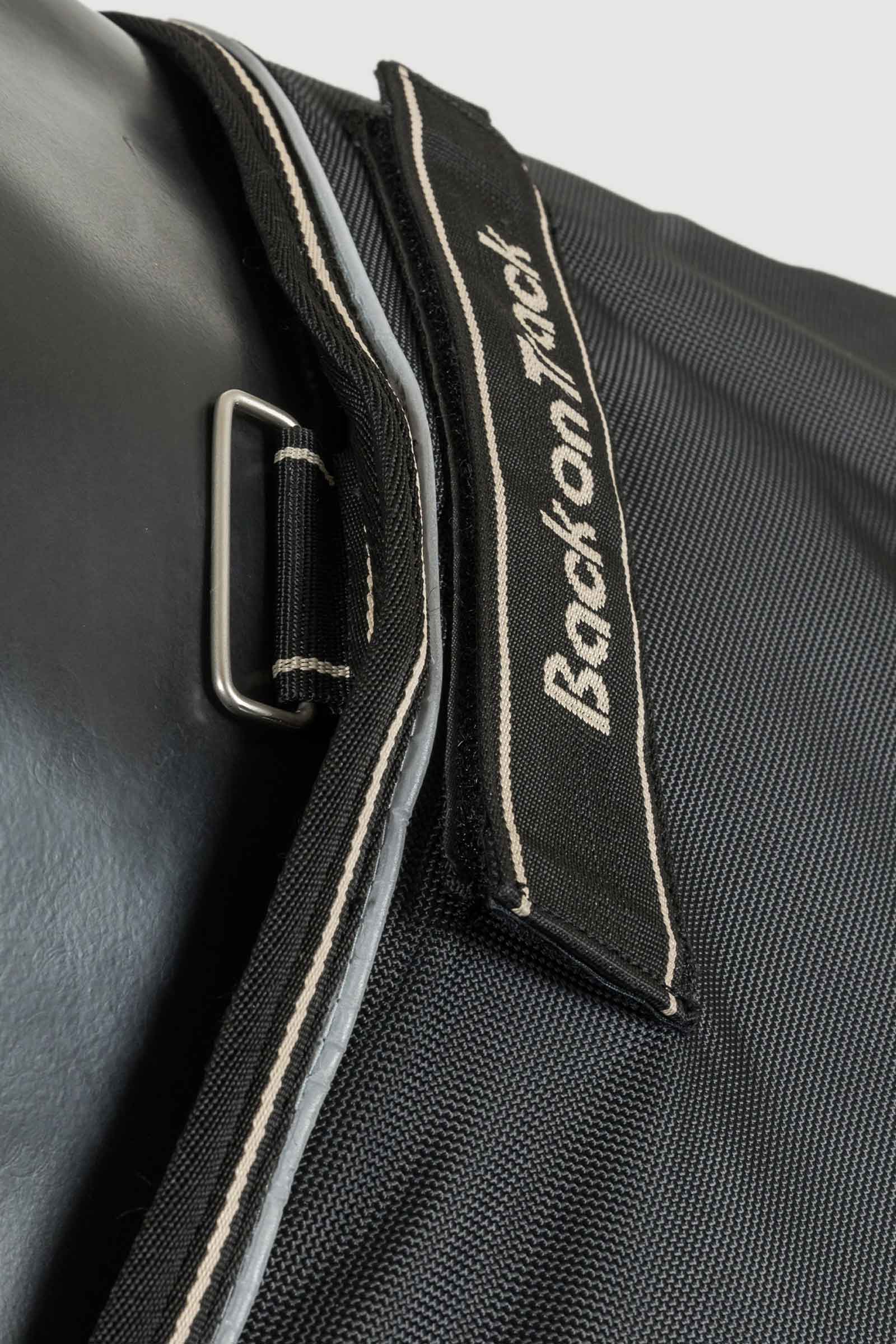 Back on Track Obsidian Coperta da paddock con collo staccabile, 150g