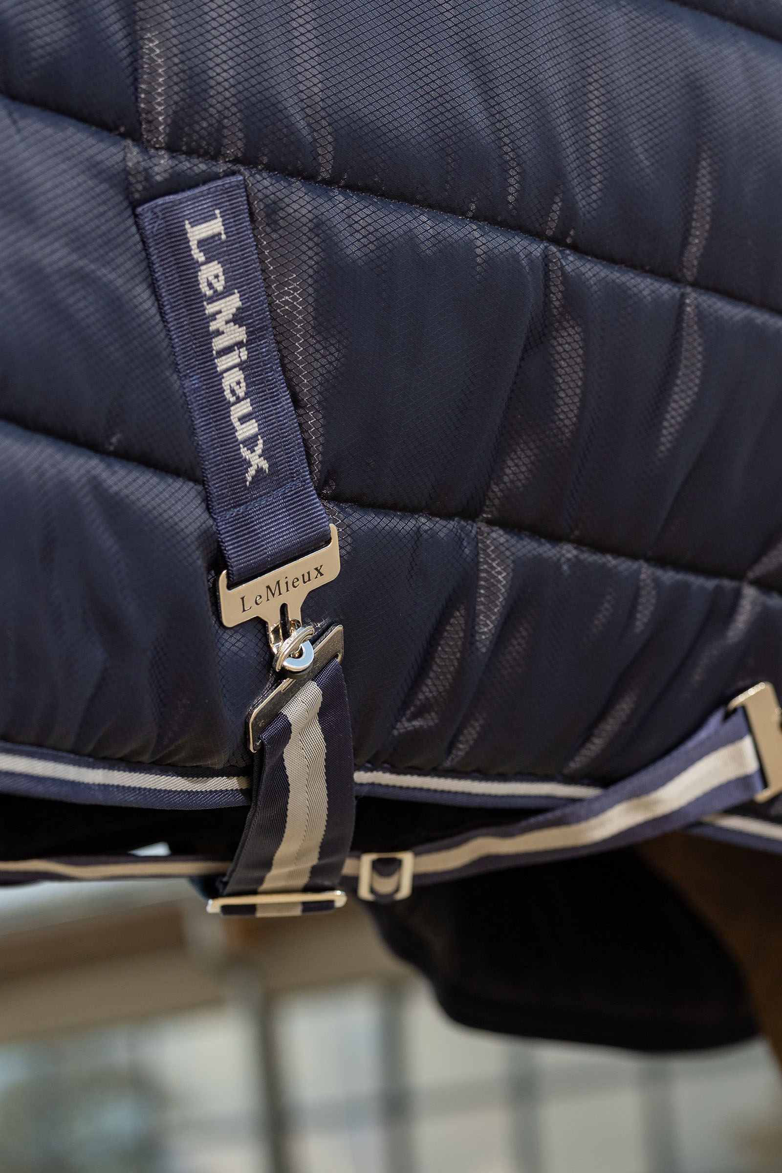 LeMieux Arika Stable-Tek coperta da scuderia, 100 g