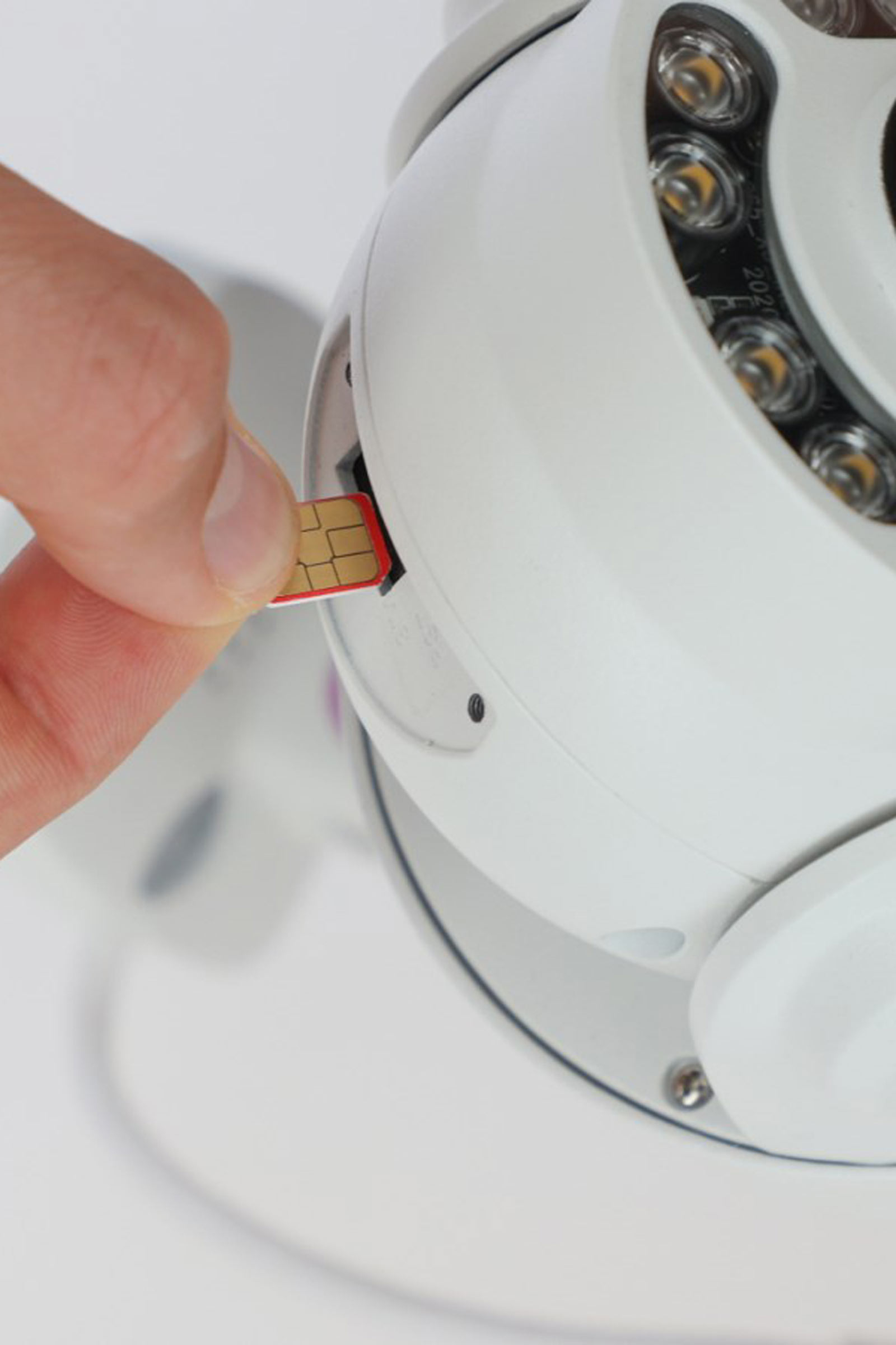 Telecamera di sorveglianza IP 360° Kerbl SIM FHD