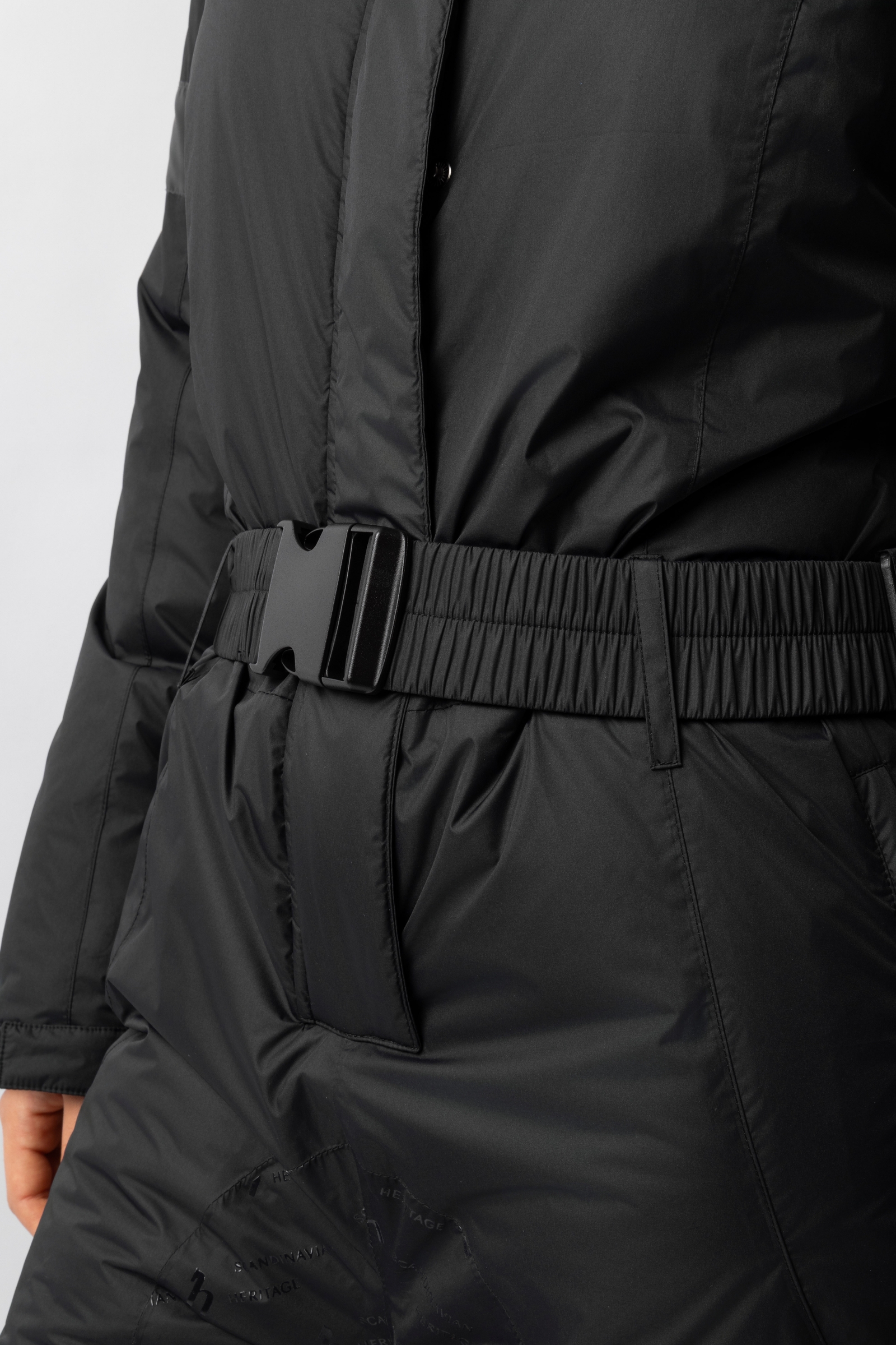 Horze Annica Tuta impermeabile e imbottita da donna