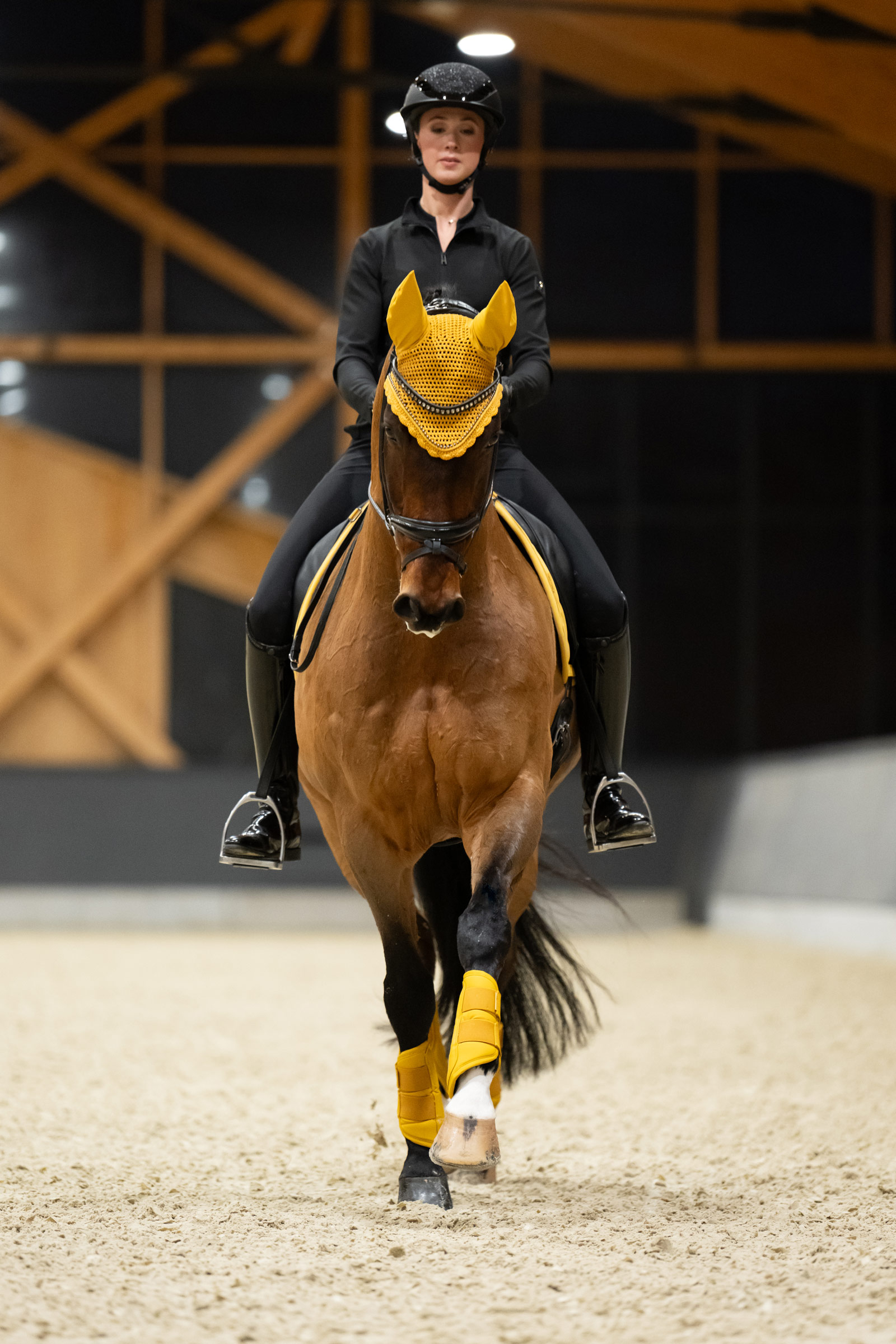 Eskadron Platinum 25 Pearls Cuffietta