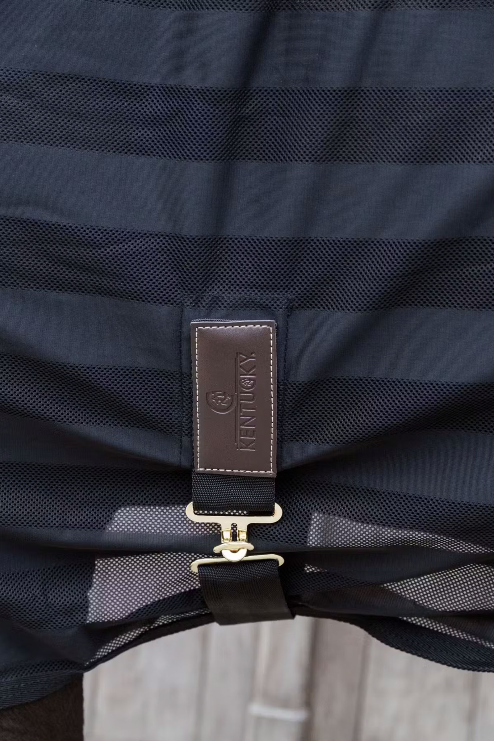 Kentucky Horsewear coperta antimosche leggera a righe in rete