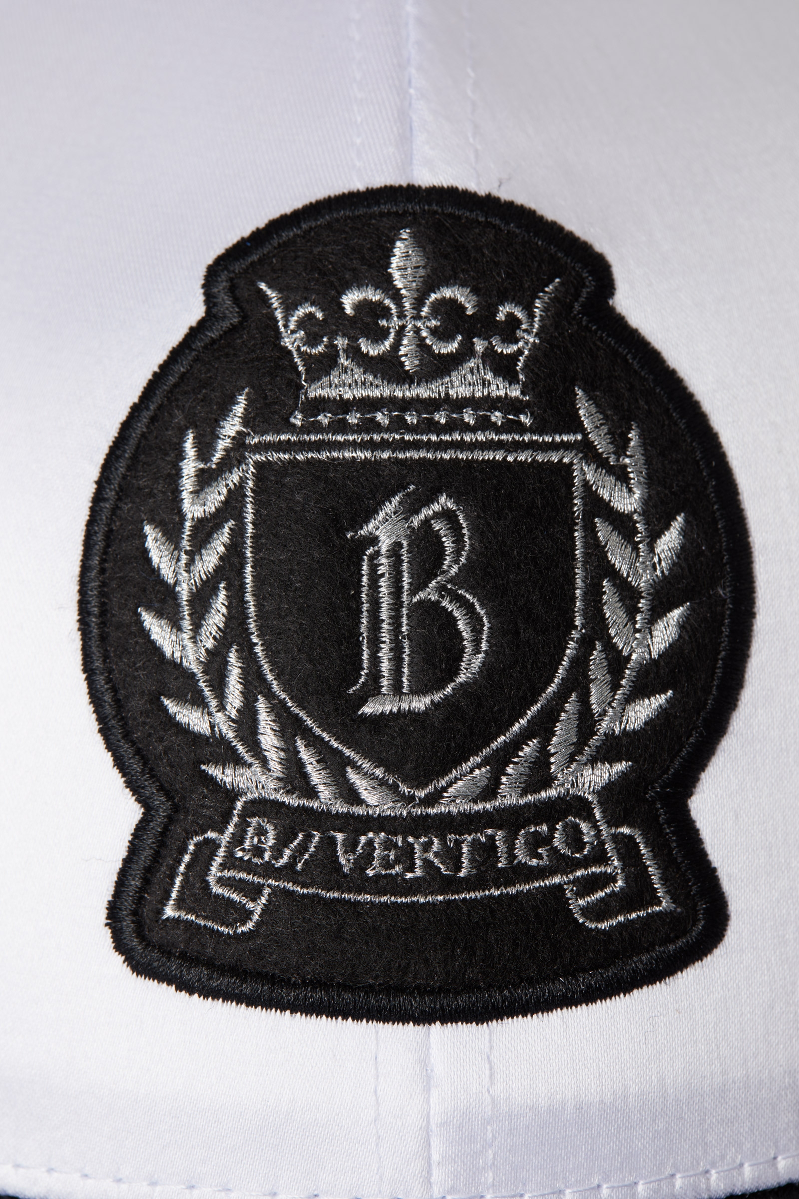 B Vertigo Cappello in raso