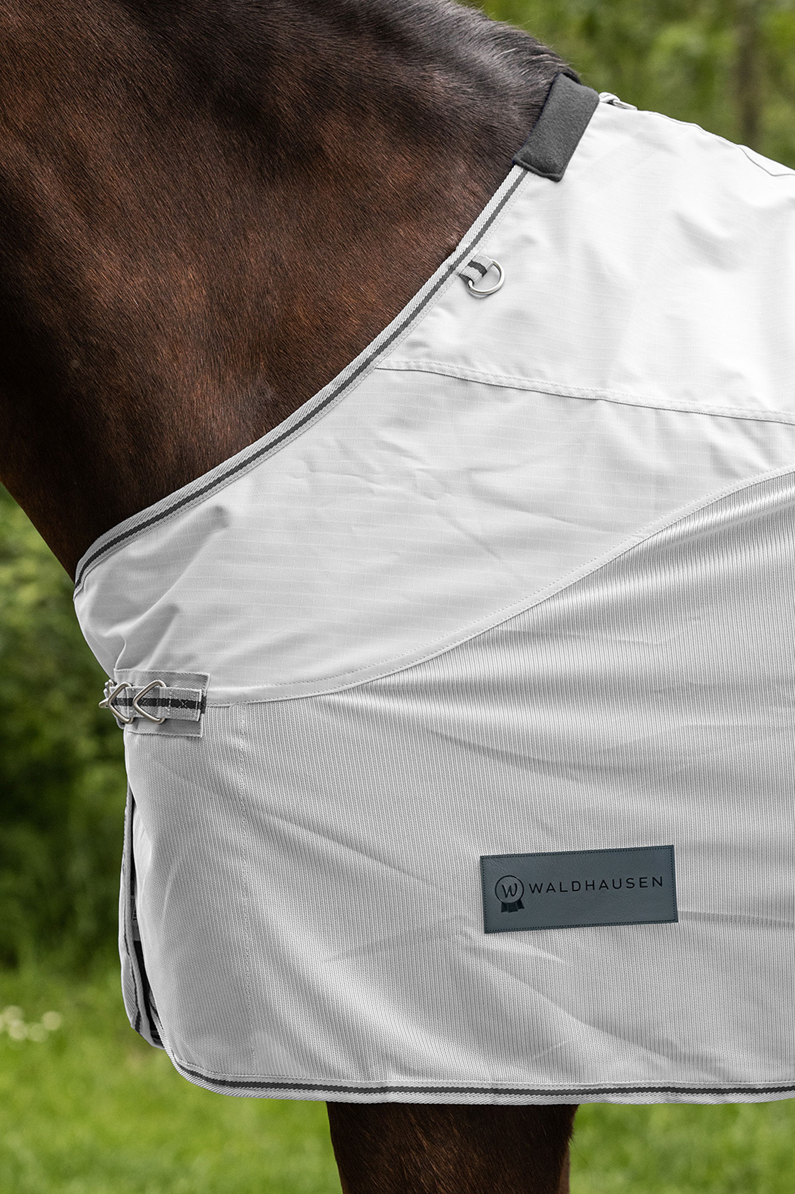 Waldhausen Protect coperta antimosche con protezione antipioggia