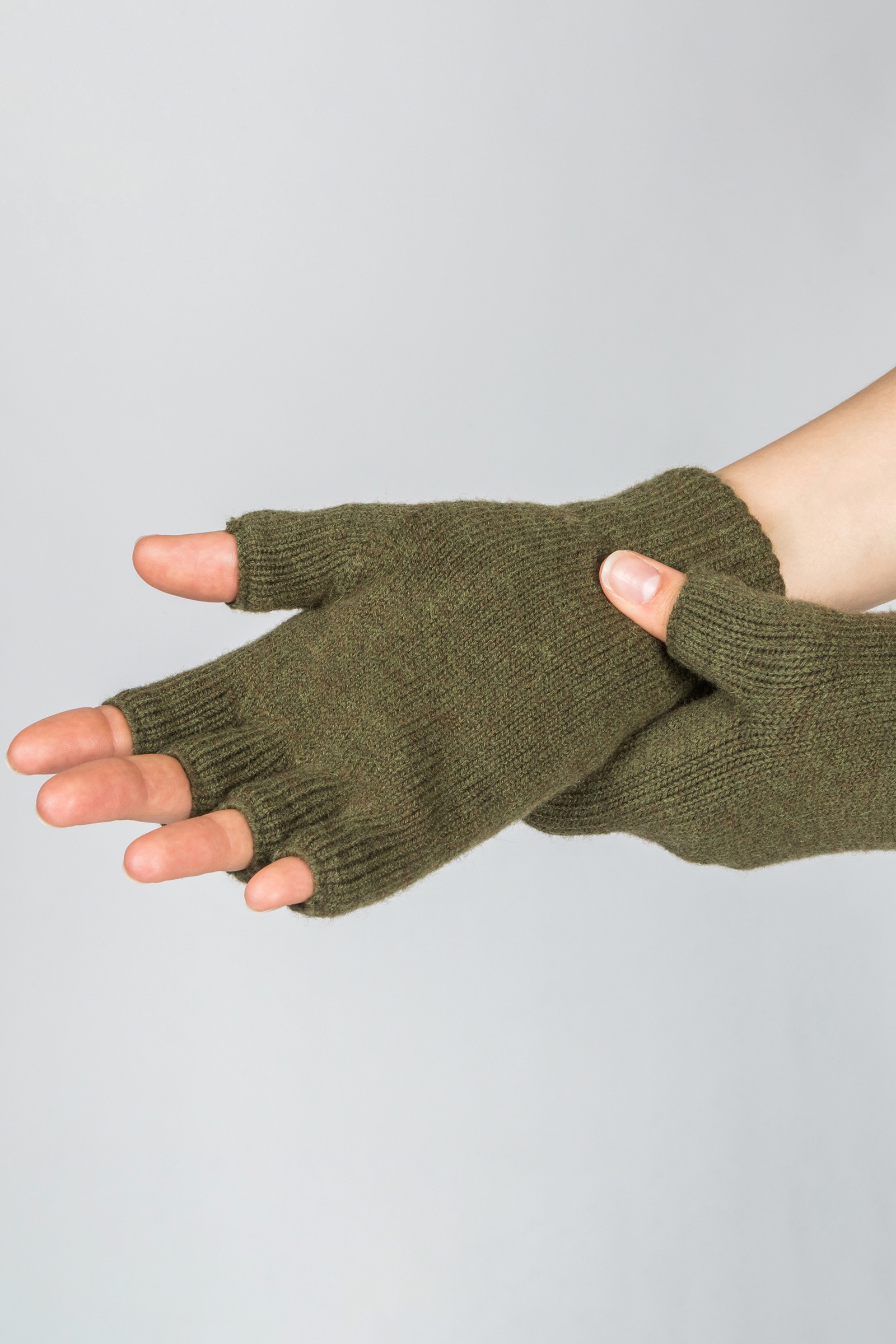 Back On Track Half Finger Gloves