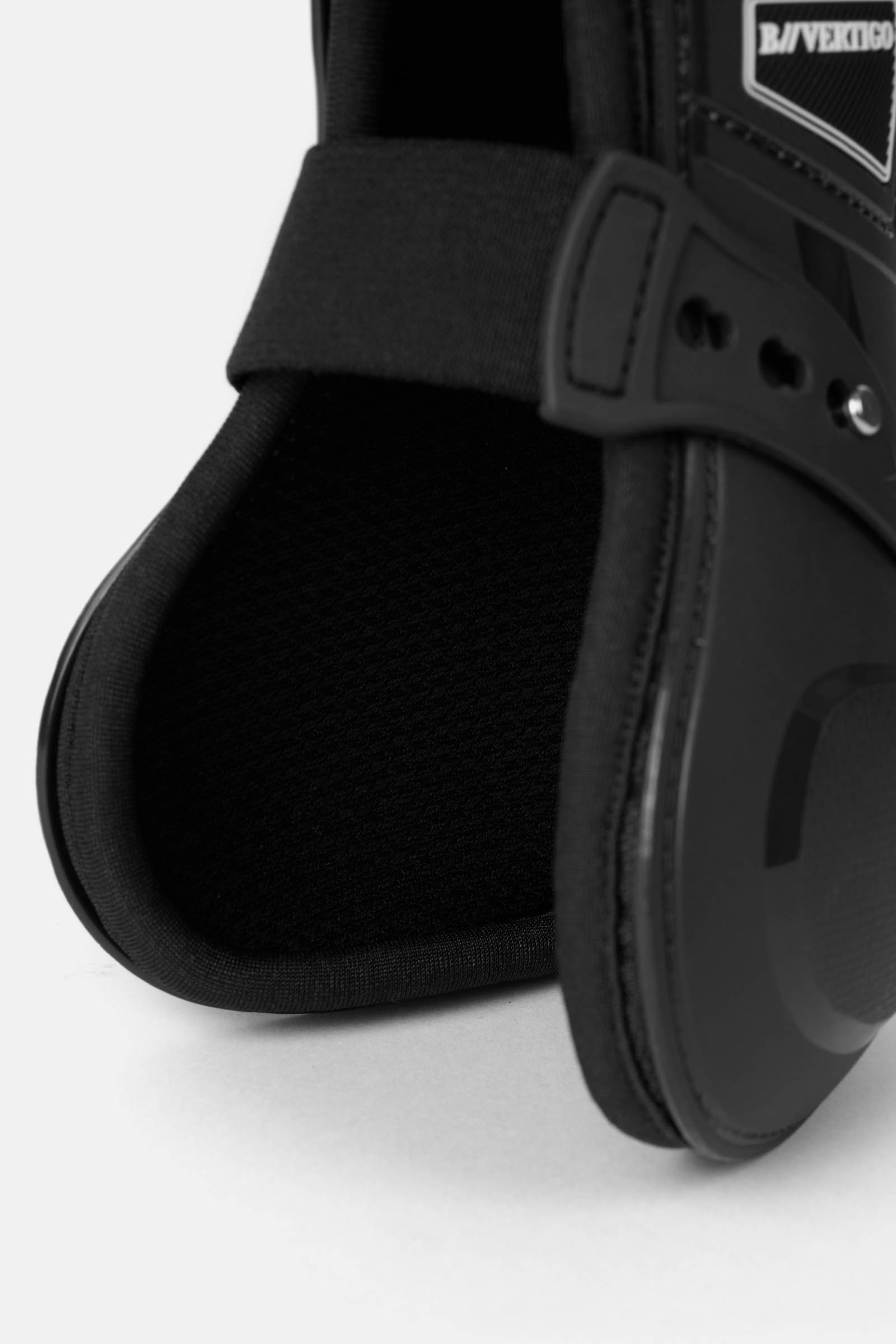 B Vertigo Kendrick stinchiere