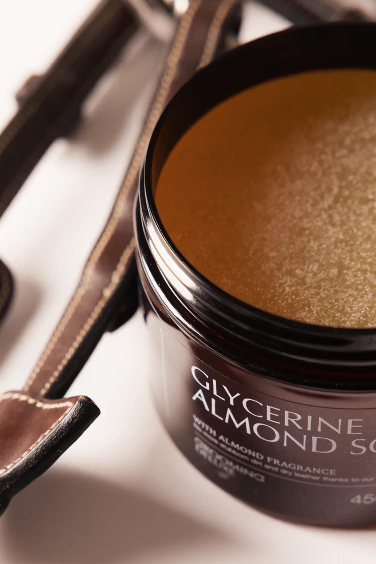 Grooming Deluxe Sapone alla glicerina mandorla, 450 ml