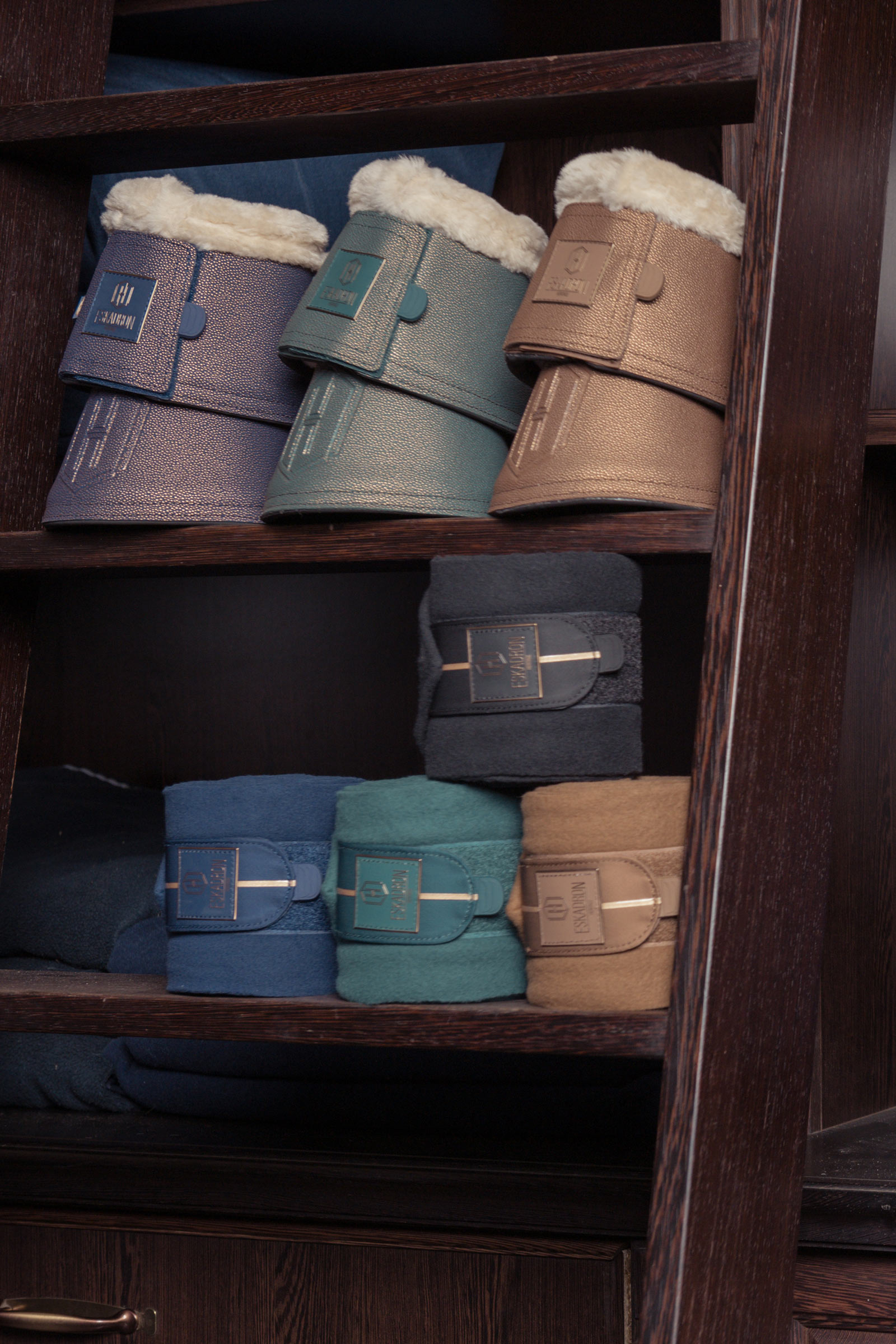 Eskadron Heritage AW24 Stingray Fauxfur Stivali Over Reach