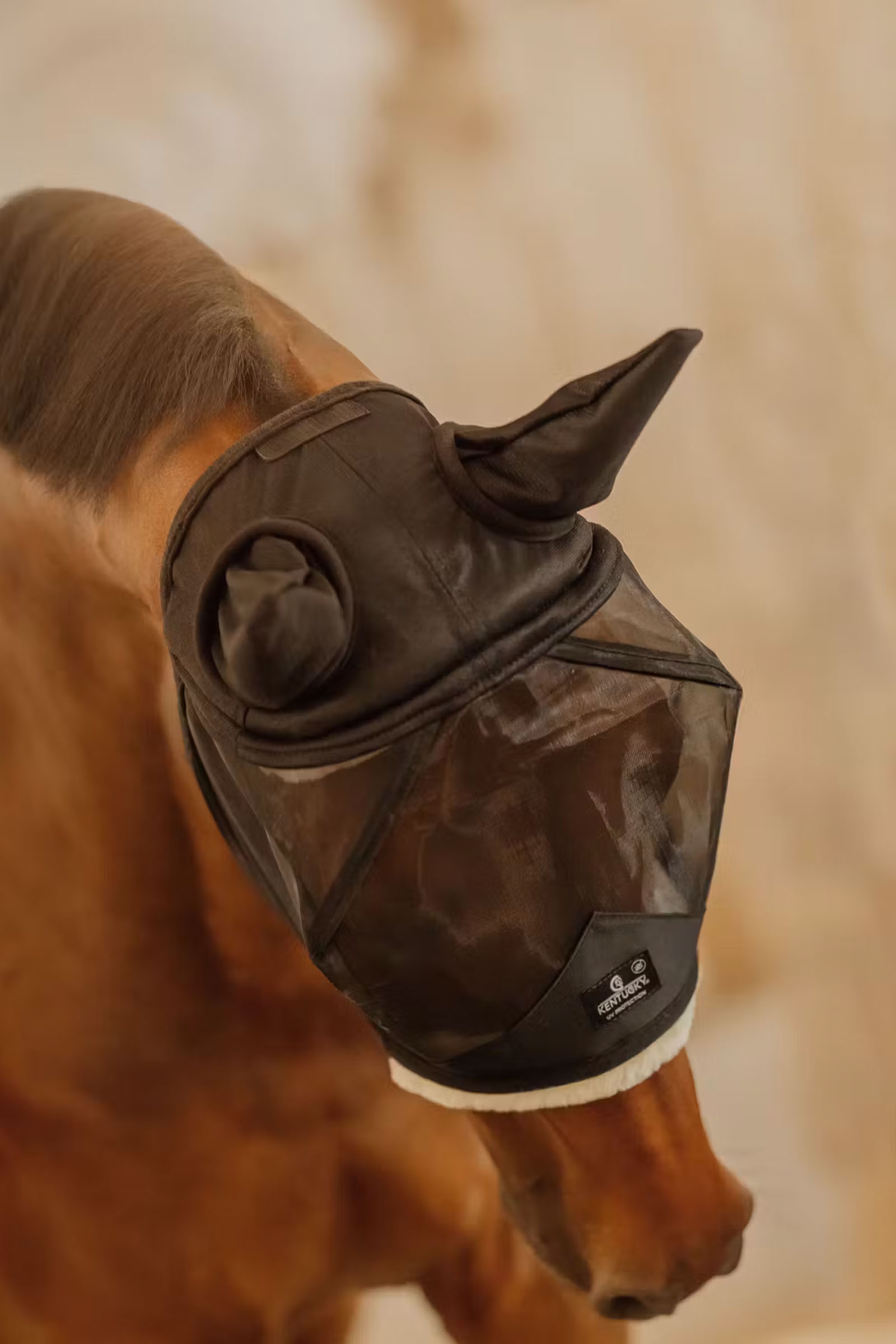 Kentucky Horsewear maschera antimosche delicata sulla pelle con orecchie